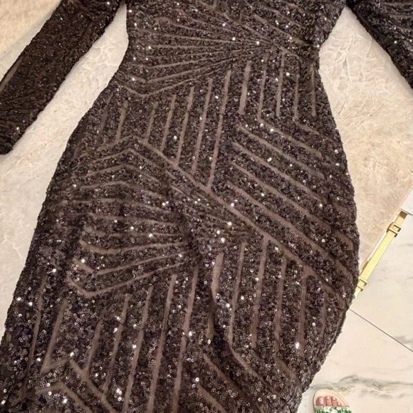 BCBGMAXAZRIA Morris Sequin Dress XS • Retail $448 • Excellent Used Condition - Picture 4 of 6